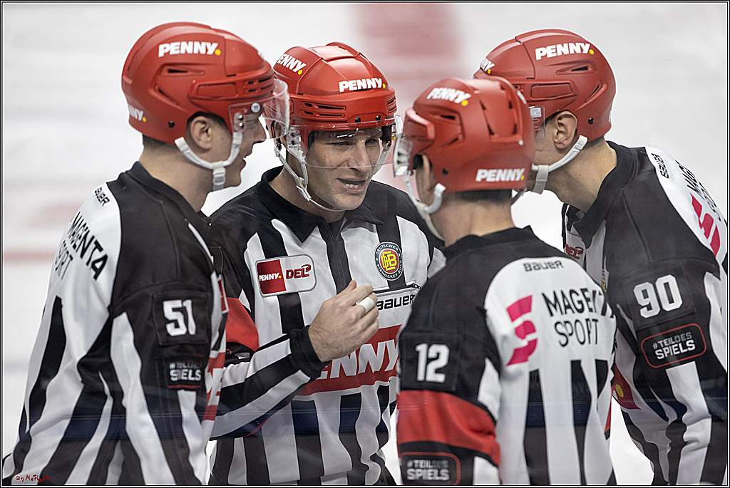 PENNY DEL;  Koelner Haie - EHC Red Bul Muenchenl; Koeln, 18.03.2022